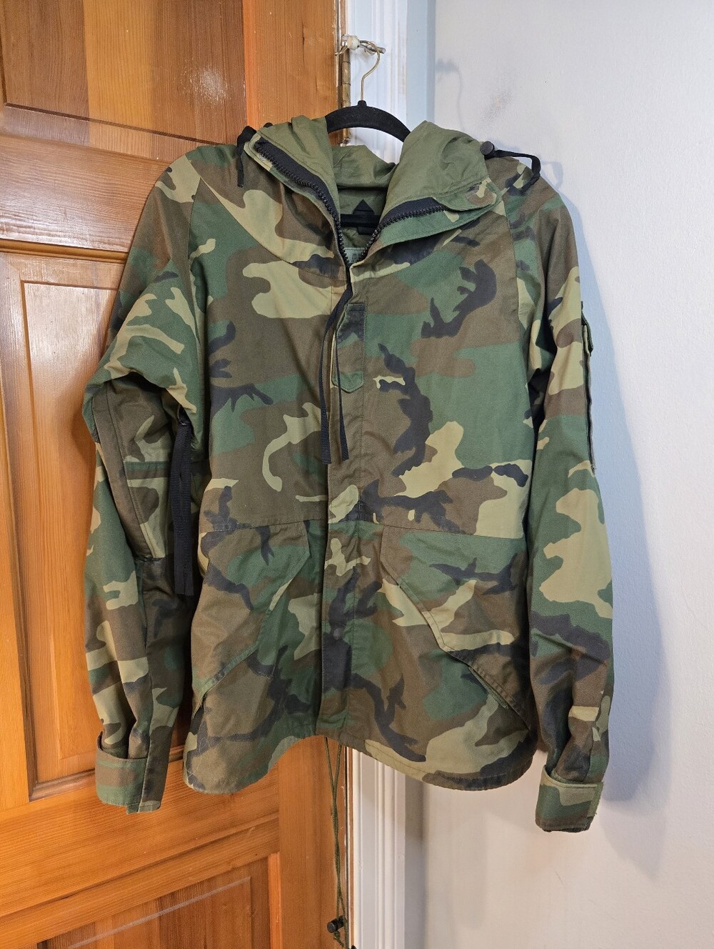 US Army Issued Extended Cold Weather Parka Woodland Camo Sz Small Regular